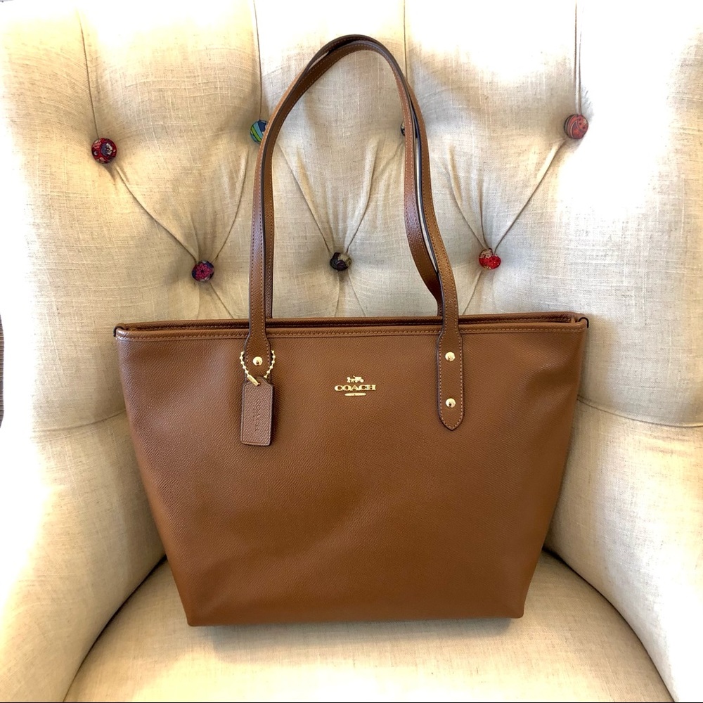 Coach City Zip Tote Bag in Cognac Brown Crossgrain Leather